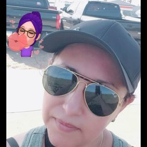 Meet your Posher, Nancy